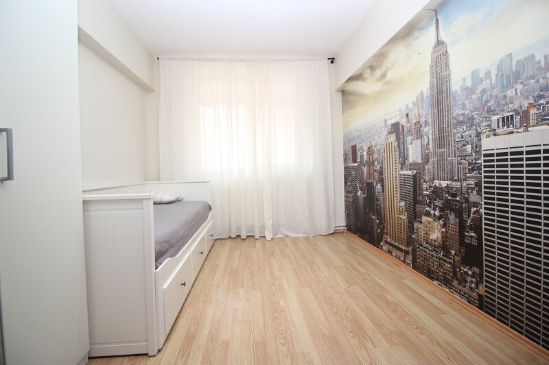 Giurgiului, Zetarilor, 3 camere cu centrala proprie, mobilat complet