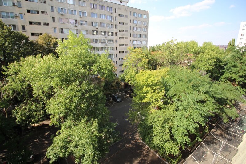 Giurgiului, Zetarilor, 3 camere cu centrala proprie, mobilat complet